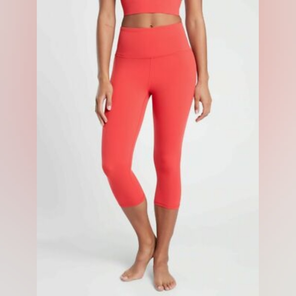 Athleta Leggings Ultra High Rise Elation Coral Orange Crop Ladies Size M Active